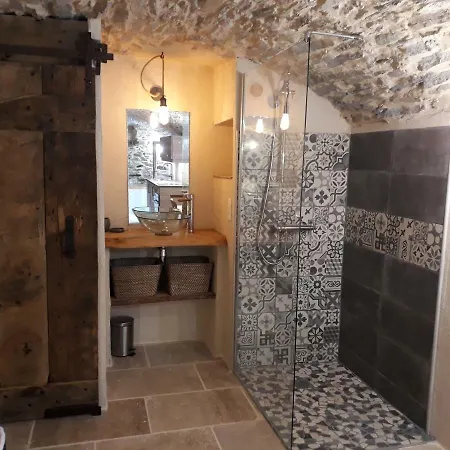Holiday home La Voute: Insolite Et Atypique Dans Le Sud Aveyron *